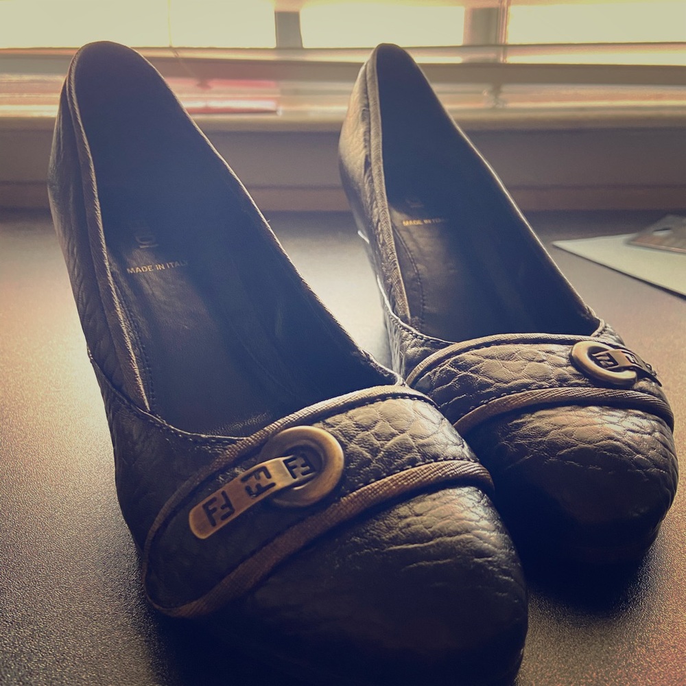 Vintage Black Fendi heels 💖 *CHRISTMAS SPECIAL